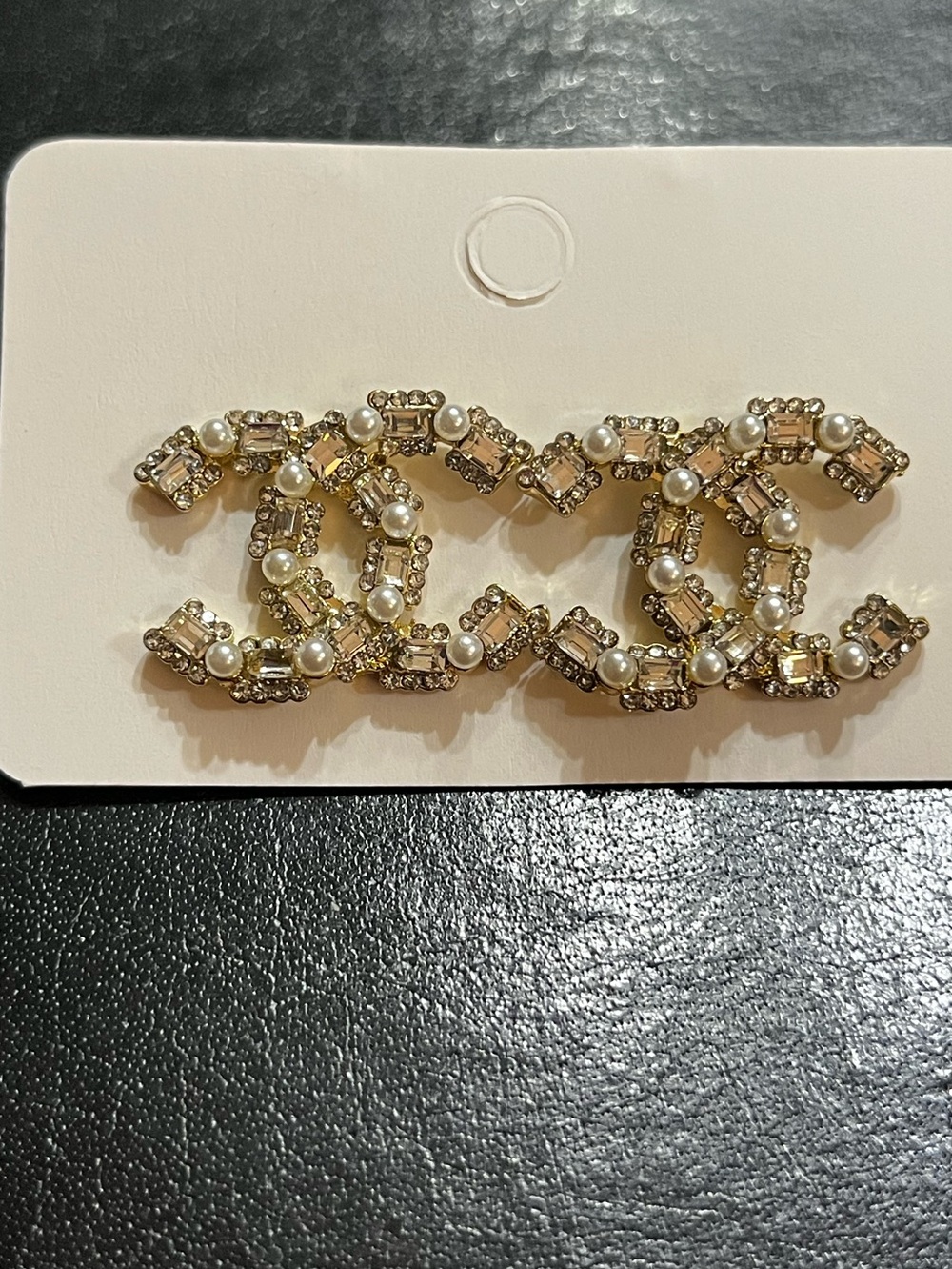 🤍 Double C Designer Faux Pearl Rhinestone Letter Logo Earrings